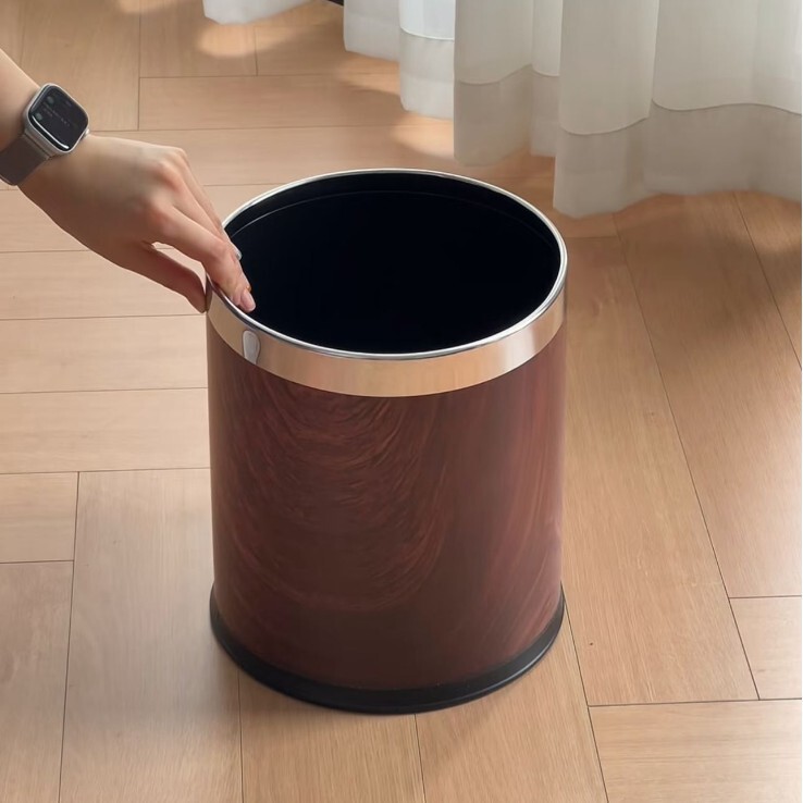 Vintage-style faux wood grain trash can, non-slip, for home use in the living room, with a high-end feel, double-layered, large capacity, suitable for kitchen and office