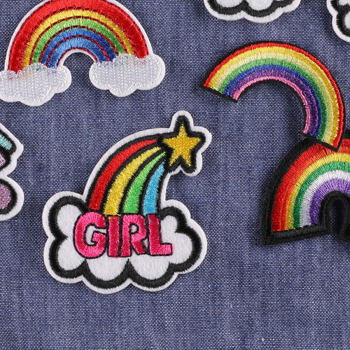 Strawberry Computer Adhesive Ironing Embroidery Cloth Sticker Rainbow Badge Wholesale Exquisite Computer Embroidered Label Clothes Patch Sticker