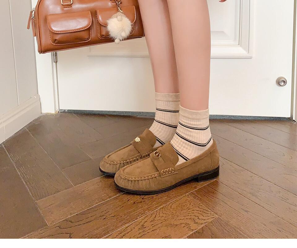 Giày lười nữ da bò nhăn nhúm phong cách retro, gót thô 6–8 cm, mũi tròn xỏ chân — Màu kaki, Màu nâu cà phê chi tiết 19
