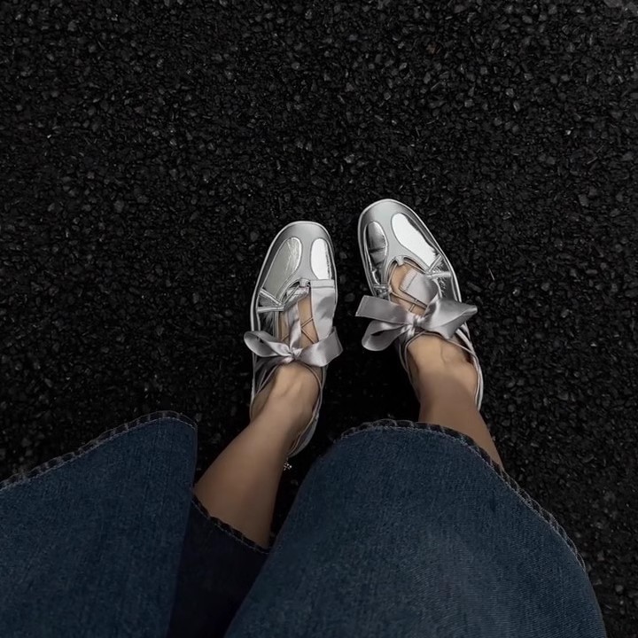 Niche Fashion Lace-Up Ballet Sneakers for Women with Thick Soles, Bowknot, and Internal Height Increase in Silver Mary Jane Style