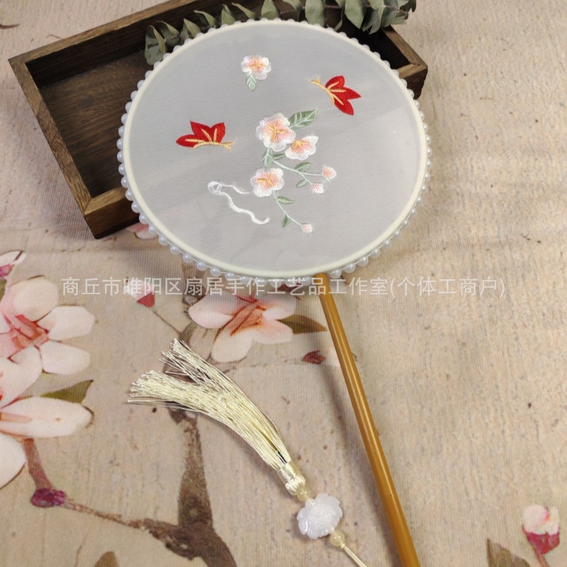古代風刺繍扇子、古典漢服写真撮影、手作り特殊形状刺繍扇子、翡翠竹ハンドル扇子、ダンス扇子|undefined