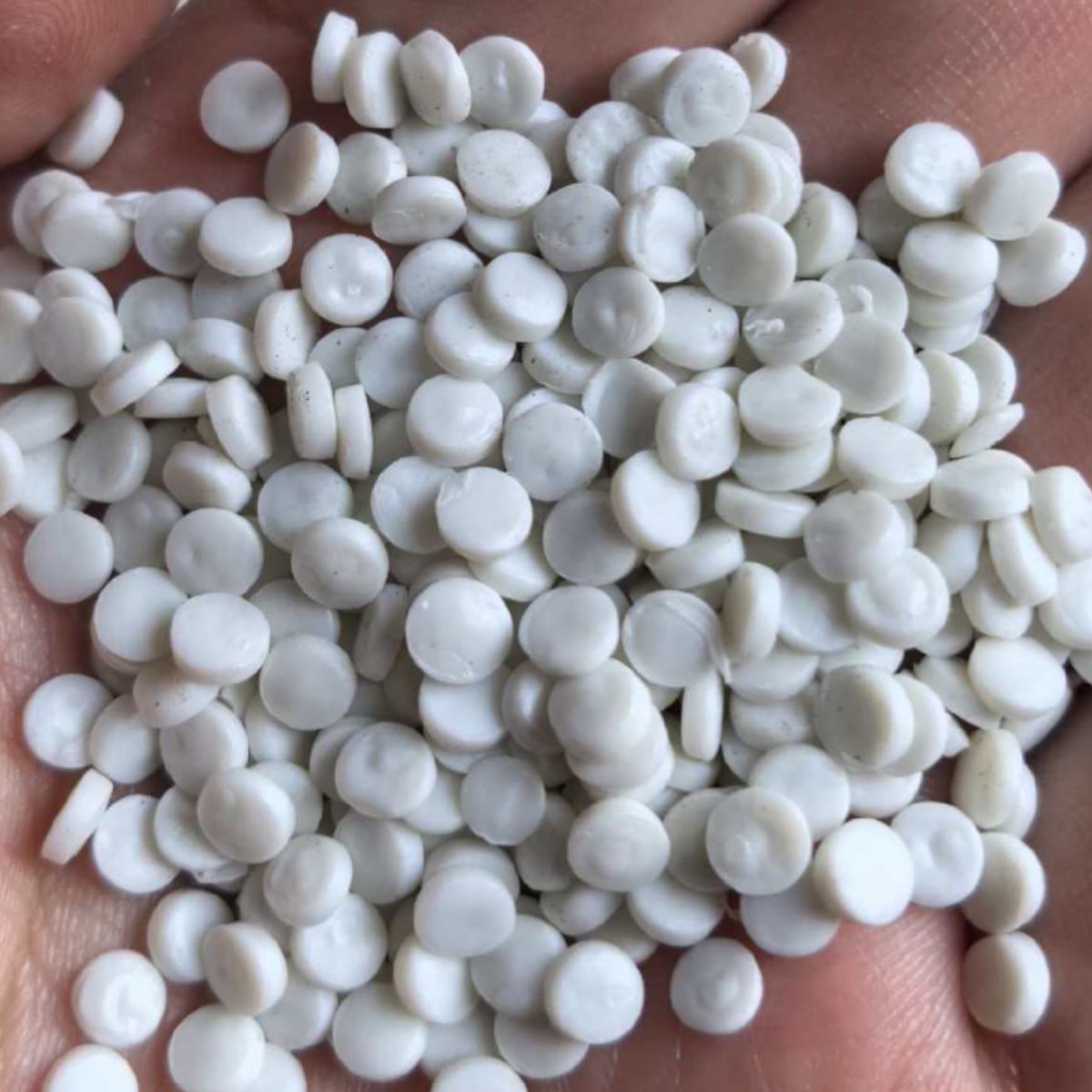 超强耐候 白色HDPE再生颗粒  抗老化15年 Polywood同源材料