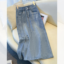 新中式牛仔半身裙女秋冬季2025刺绣烫钻盘扣国风开叉中长a字裙子