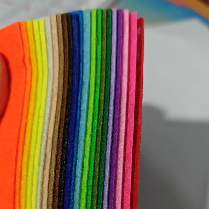Yoyo Tiger Twist Stick Material de accesorios hechos a mano Daquan Flower Cara Cinta adhesiva con alcohol Estambres de flores Varilla de pegamento para ojos móviles