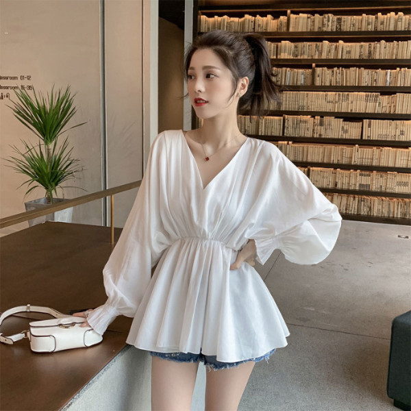 Spring 2022 New Korean Style V Neck Lantern Sleeve Waist-Cinching White Casual Shirt for Women Chic Niche Design Top