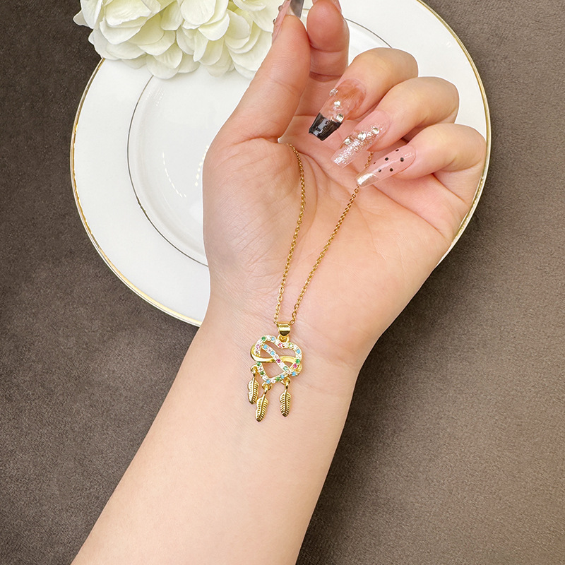 Lujo ligero Vietnam arena collar de oro de estilo europeo y americano diamantes amor tetas conjunto de pendientes de joyería transfronteriza de alta calidad