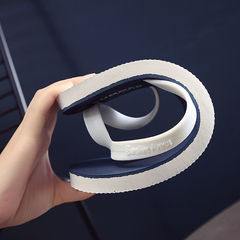 Slippers for men, summer flip-flops, trendy thick-soled non-slip soft soles, personalized wear-resistant men's sandals, fashionable outdoor beach shoes