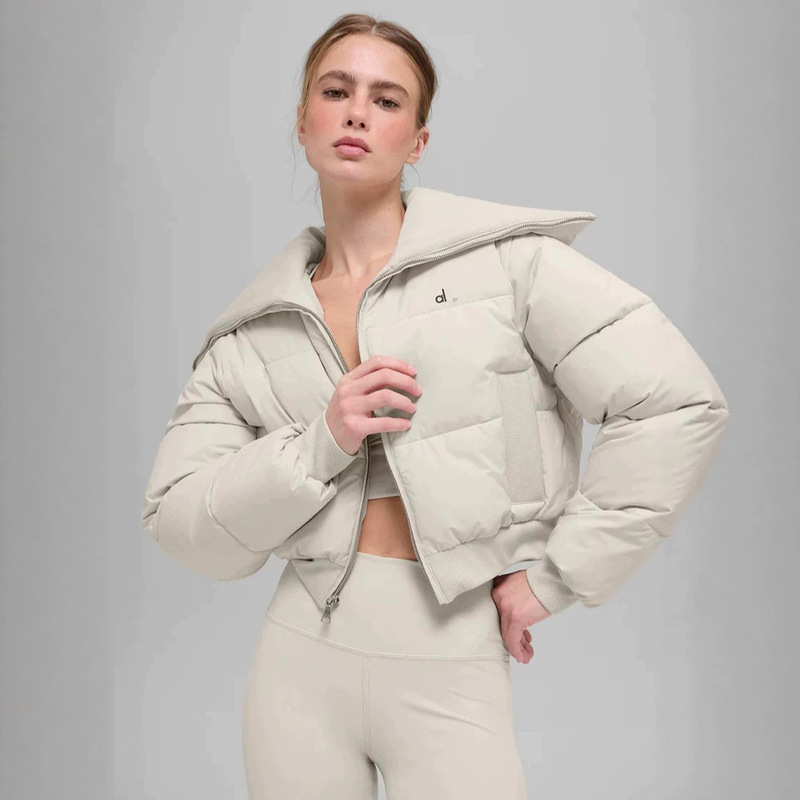 North American A-brand Captivate Puffer large lapel autumn and winter fashion warm jacket for women, short slim-fit cotton coat North American A-brand Captivate Puffer large lapel autumn and winter fashion warm jacket for women, short slim-fit cotton coat
