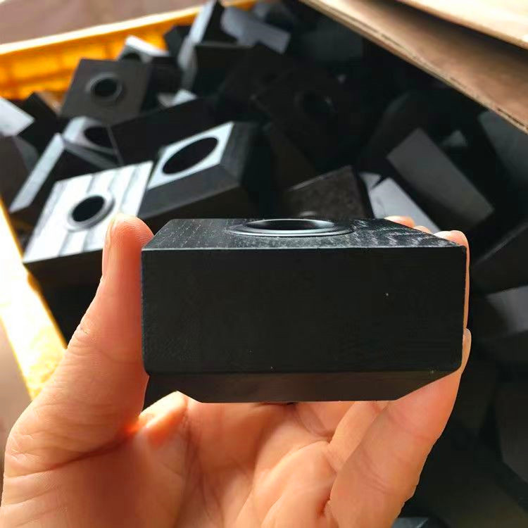 方形香薰瓶空瓶黑色木盖瓶花露水挥发藤条干花瓶摆件香水分装瓶子详情8