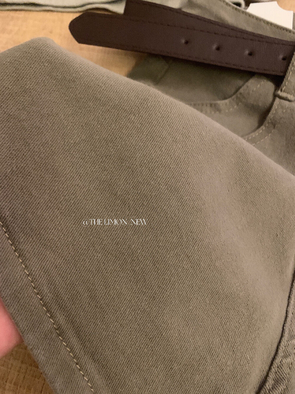 Quần short jean nữ lưng cao thiết kế hai túi phong cách trẻ trung — màu đen, Cao bồi xanh, trắng ngà, Xanh lá cây nhạtcolor chi tiết 8