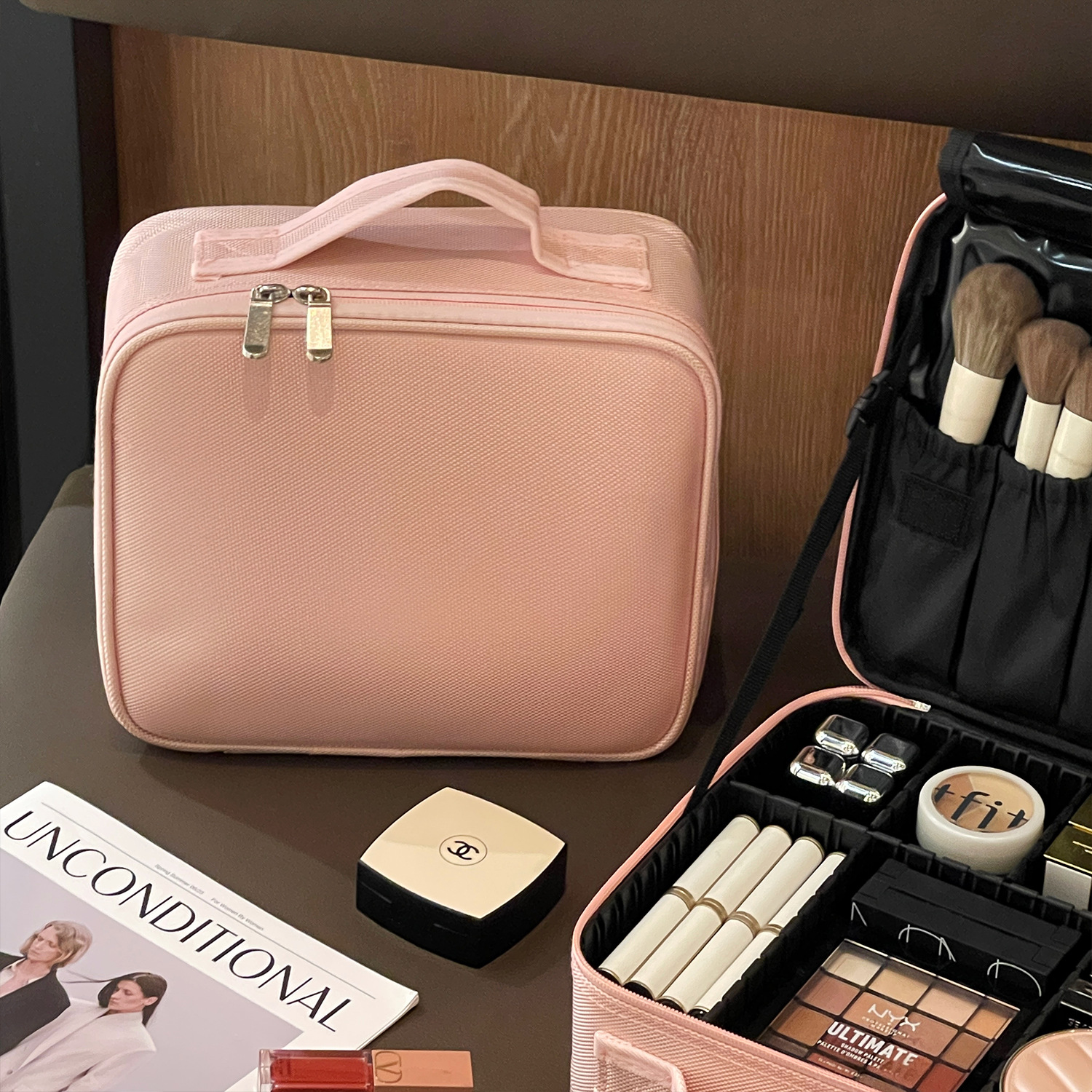 Bolsa de cosméticos transfronteriza de gran capacidad con espejo, productos portátiles para el cuidado de la piel de alto valor, bolsas de almacenamiento, mujeres