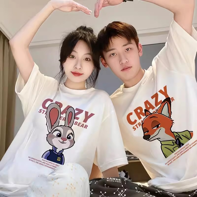 Unique couple T-shirts, 2025 new style, super popular summer fashion brand, niche high-end short-sleeved/half-sleeved women's shirts.