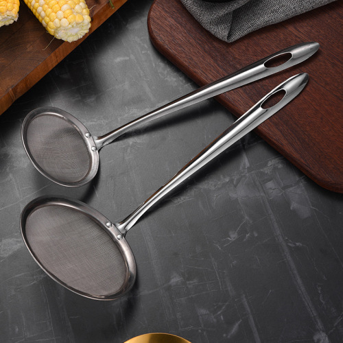 Oil separator stainless steel oil filter spoon multi-functional grease spoon kitchen oil separator oil grid colander oil skimmer oil leak spoon