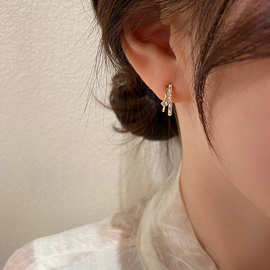 韩国东大门S925银针新款耳环C形耳钉女气质时尚网红水钻珍珠耳饰