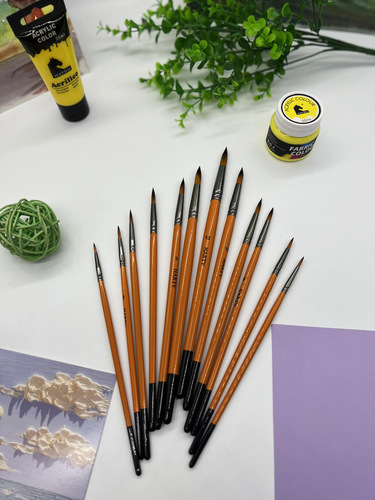 Cross-border Amazon 12 watercolor brushes oil painting acrylic set round head wooden pole student nylon hair brush