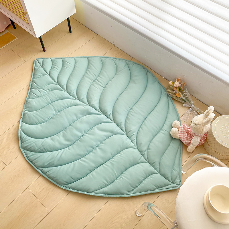 Children's Creative Leaf-Shaped Floor Mats Can Be Used as Summer Quilts, Baby Room Decoration Climbing Mats, Pet Cat and Dog Carpet Leaves