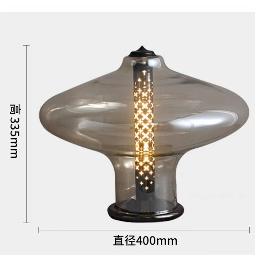 Lámpara de mesa de estudio creativa minimalista posmoderna de fábrica, modelo de diseñador de lujo ligero, lámpara de mesa de decoración de oficina