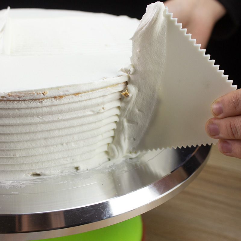 三角鋸歯状スクレーパー誕生日ケーキクリームパターンスクレーパーデコレーションプラスチックこてベーキングツール|undefined
