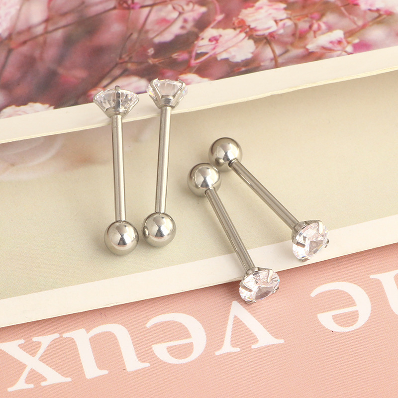 16G labret stud size and finish detail