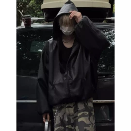 男式针织衫;男式牛仔裤;男式T恤