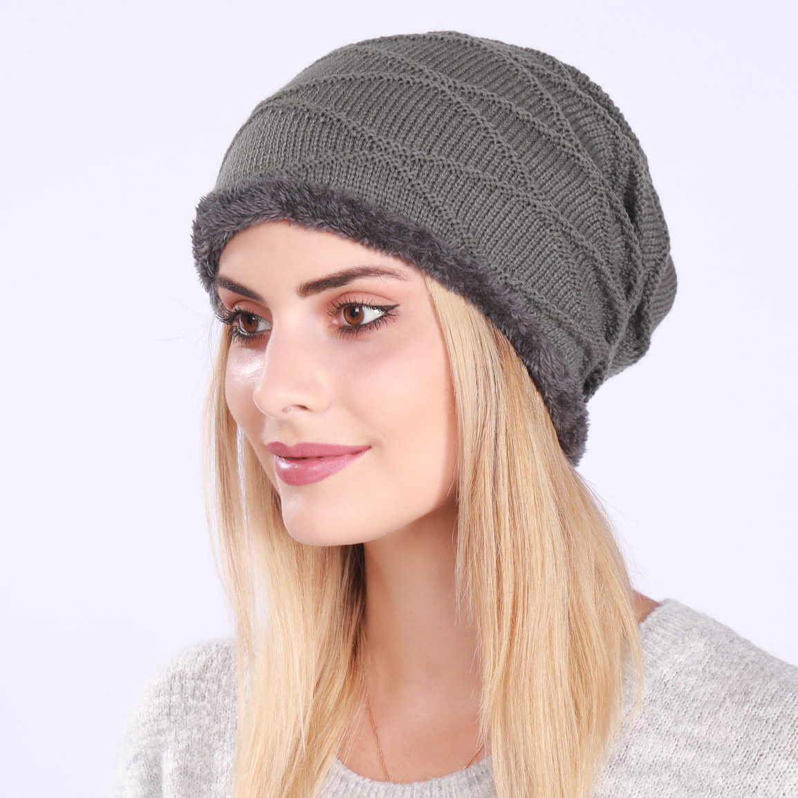 2021 New Wrinkled Plush Men's and Women's Pullover Autumn/Winter Knitted Wool Wave Pattern Moonlight Ear Protection Hat_voghion.com