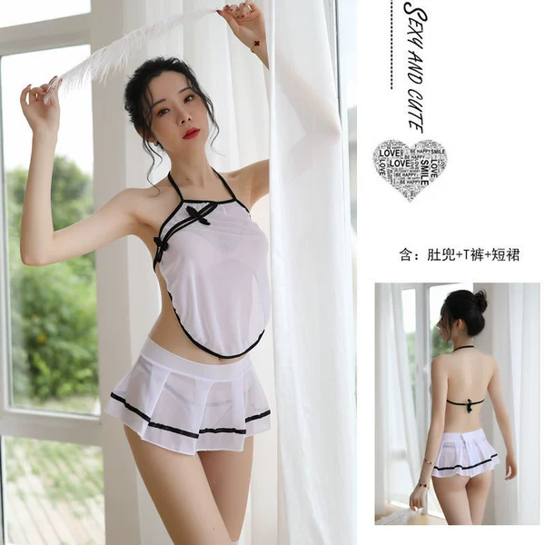 White dudou, mini-skirt