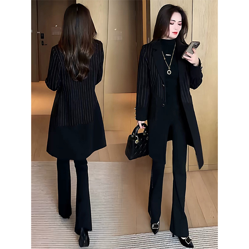 Plus-size women's long coat, women's long 2026 spring and autumn new style patchwork striped jacket 26107