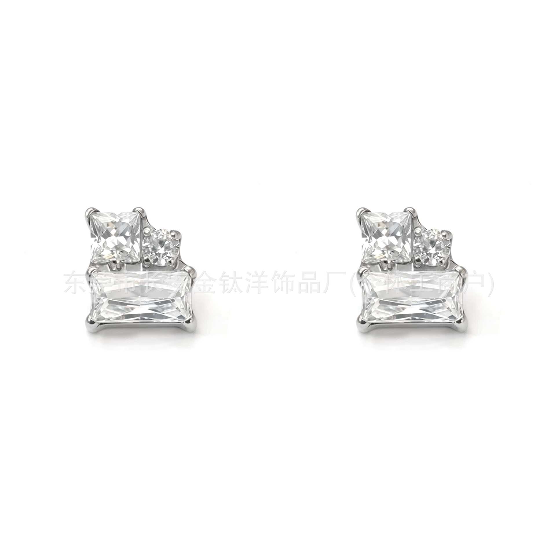 Pointed titanium steel lip stud product view