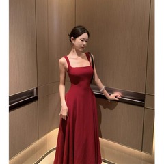 欧美跨境亚马逊法式赫本风红色方领吊带连衣裙女海边度假a字长裙