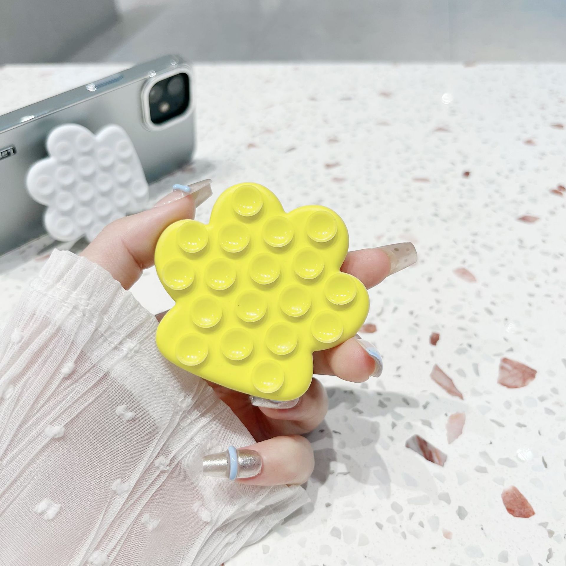 고양이 발톱(연한 노란색)