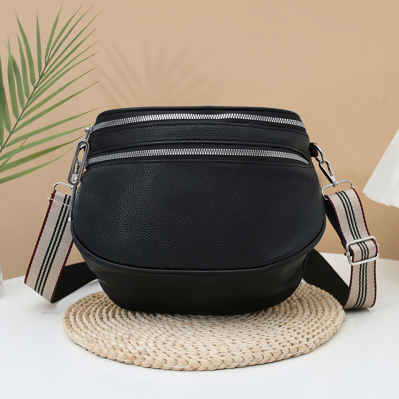 2025 retro de alta gama, doble cremallera, gran espacio, bolso de pecho de todo fósforo, bolso de hombro para mujer de viaje al por mayor