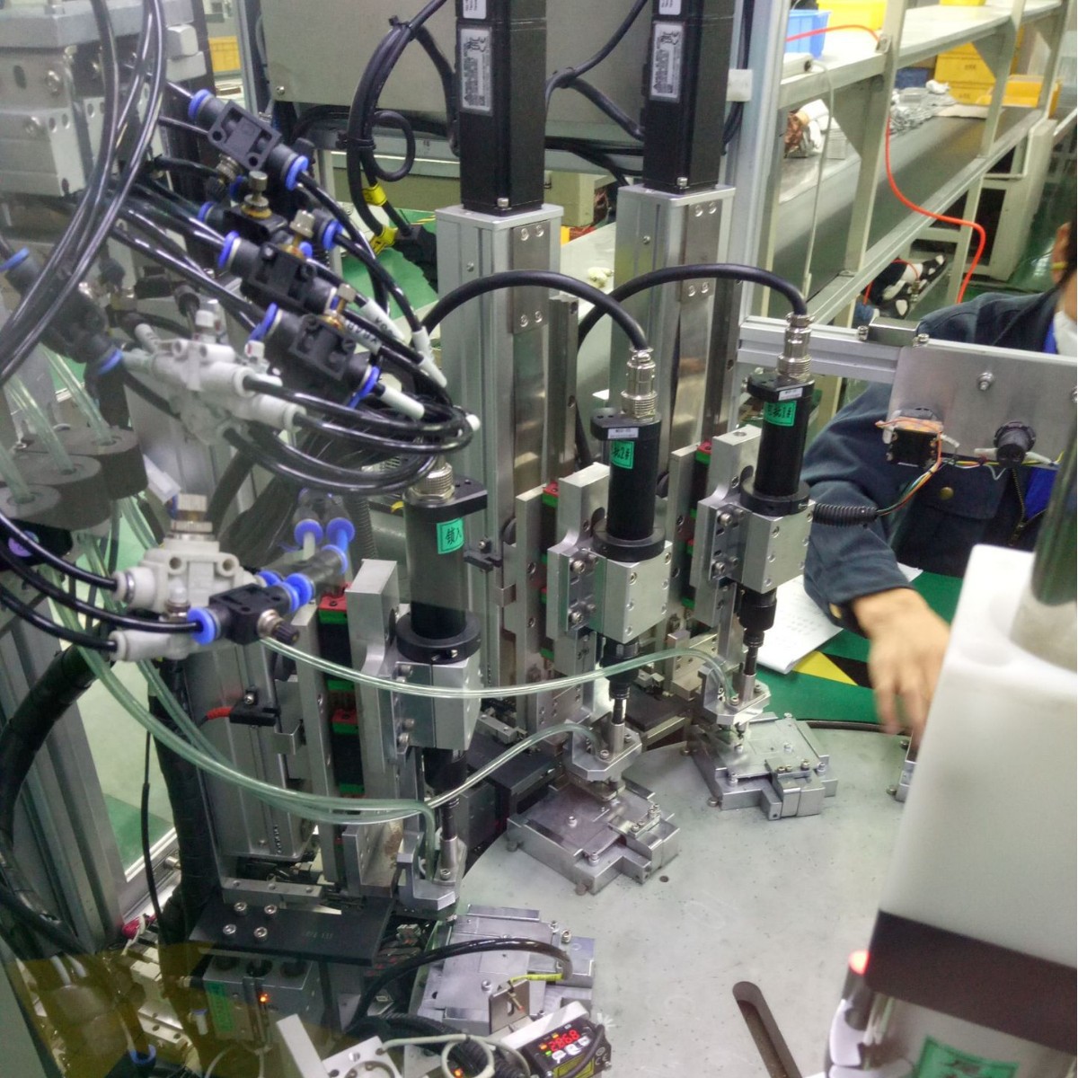 各类非标自动化 半自动化 非标自动化组装机 自动化测试机