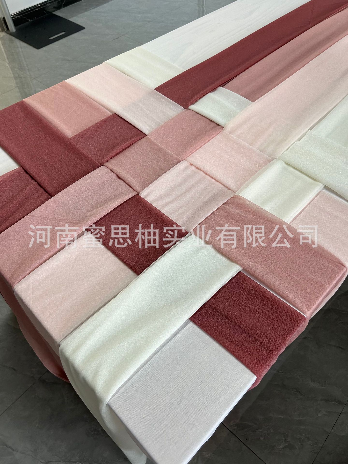 4325cf4de36949504eccdd54a8e441