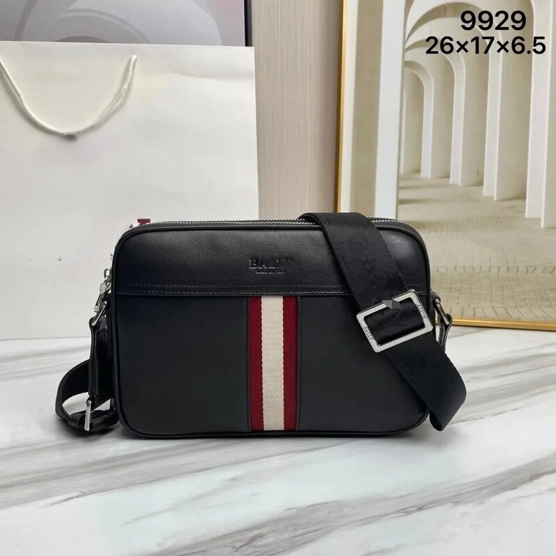 2024 New Model Foreign Trade Men's Bag, High-End Men's Genuine Leather Crossbody Bag, Casual Shoulder Bag, Camera Bag, One-Piece Dropshipping