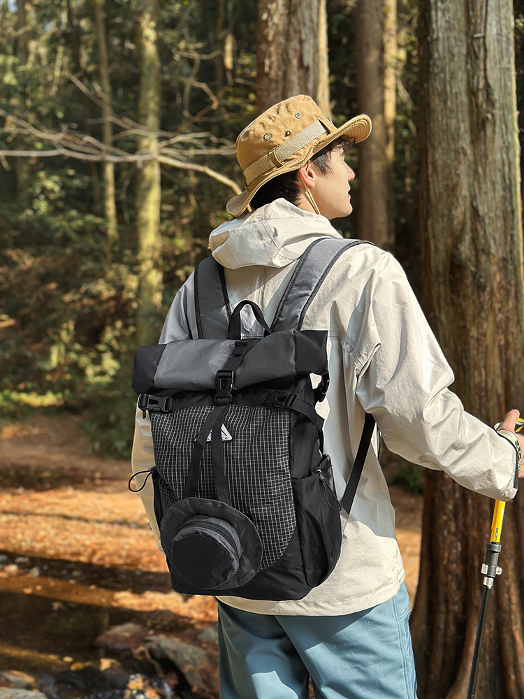 スポーツアウトドアハイキング登山バッグ女性用大容量コントラストカラーバックパック男性用通勤レジャー旅行バッグ学生用スクールバッグ