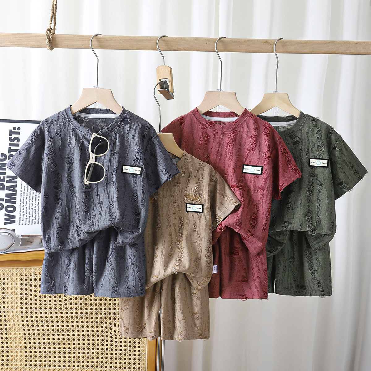 Set de mangas cortas para niños verano nueva ropa casual para niños 2026 bebés verano transpirable ropa infantil al por mayor