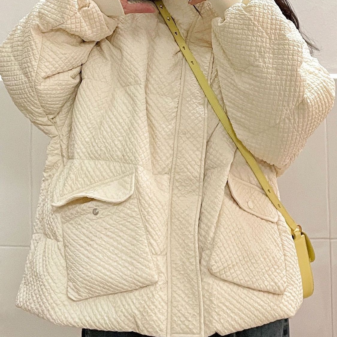 Extra-large women's cotton-padded jacket weighing 2 to 300 pounds, loose and versatile winter coat, thick bread jacket, cotton-padded jacket