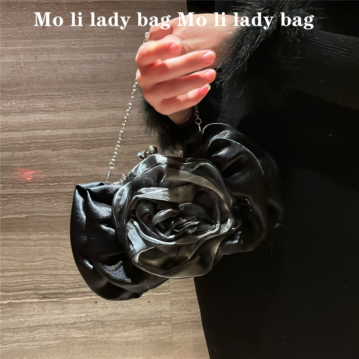 270g Weight Polyester Lining Material Open Closure Type Top Handle Strap Type Evening Bag Bags Type Daily, Street, Shopping Occasion Silk Material Flower Pattern All Seasons Season Women's Gender Elegant, Streetwear Style Square Shape Small Size Red Purple Silver Silk Flower Square Evening Bags 15