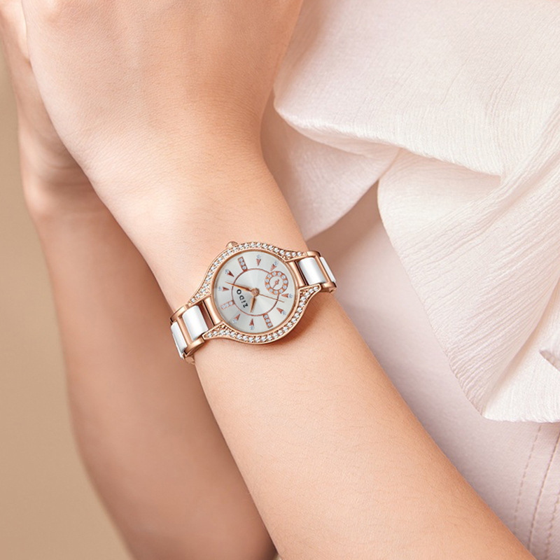 Relógio de quartzo elegante para mulher com diamantes moda_voghion.com