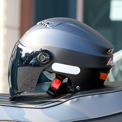 Helmet, New National Standard Electric | Motosiklet kaskı (dəbilqə)
