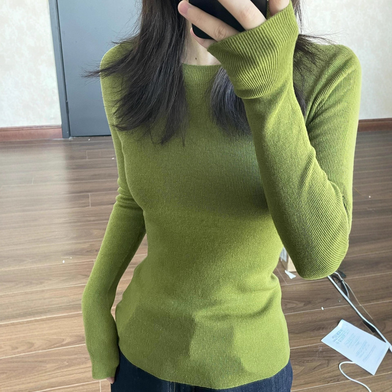 Avocado Green Round Neck Knitted Bottoming Shirt for Women, Autumn and Winter Style, Stylish Inner Layering Bottoming Shirt, Warm and Slimming Look Top Avocado Green Round Neck Knitted Bottoming Shirt for Women, Autumn and Winter Style, Stylish Inner Layering Bottoming Shirt, Warm and Slimming Look Top