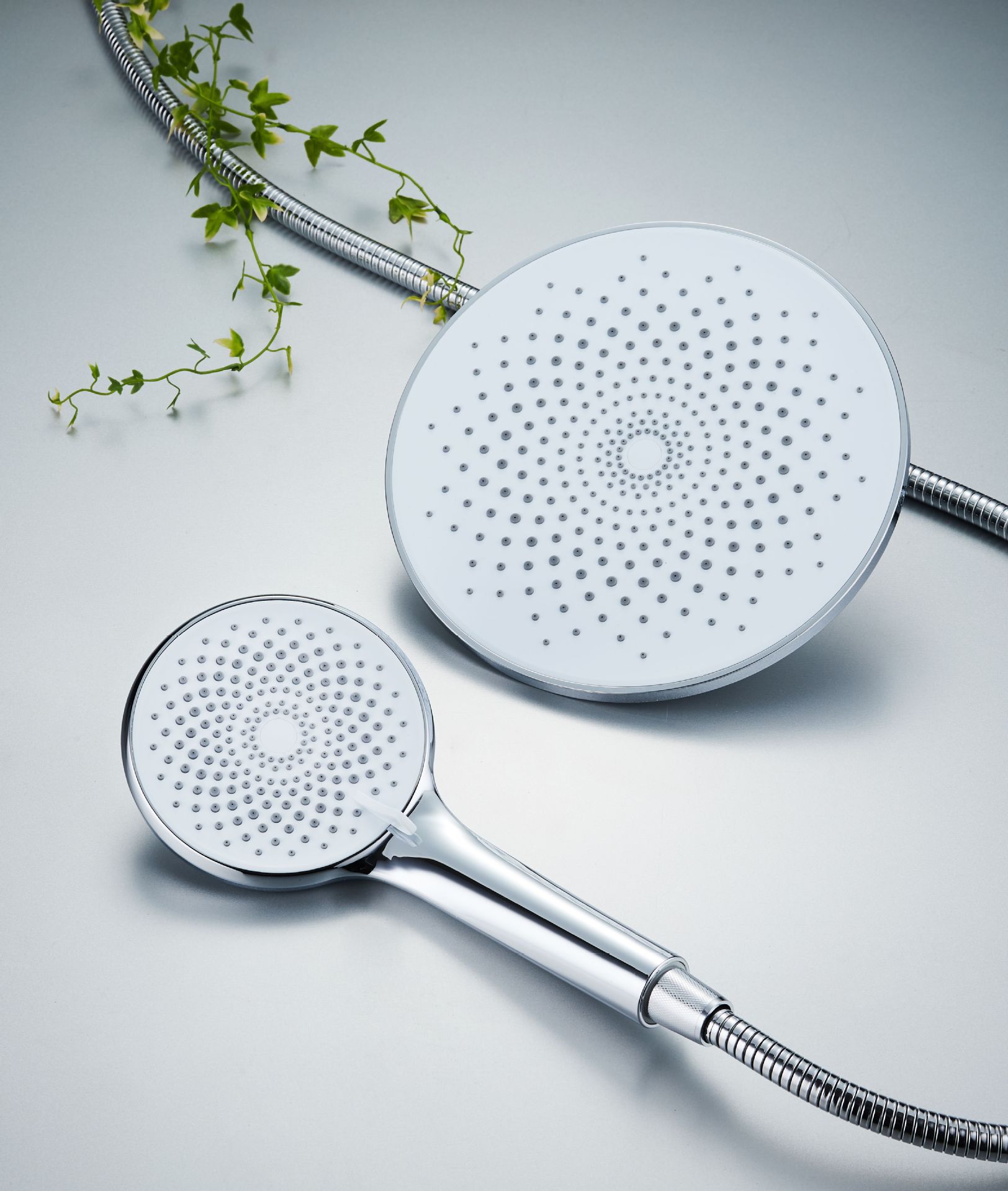 Pressurized shower head, pressurized flower wine bath heater, large ceiling spray rain, household water heater, lotus pod set undefined