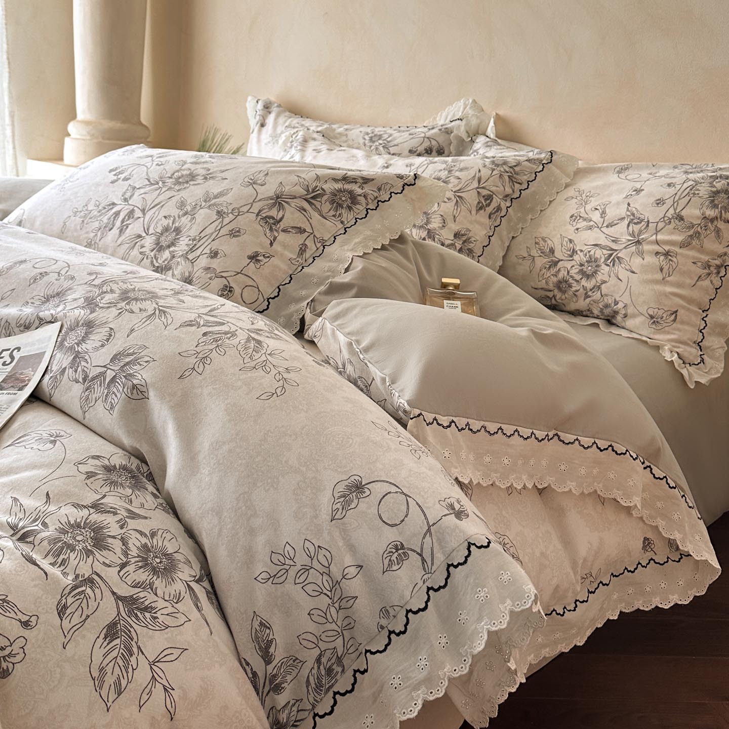 New All-Cotton Edge Brushed Four-Piece Set, Thickened Pure Cotton Hepburn-Style Bed Sheet, Duvet Cover, Pillowcase, High-End Home Set