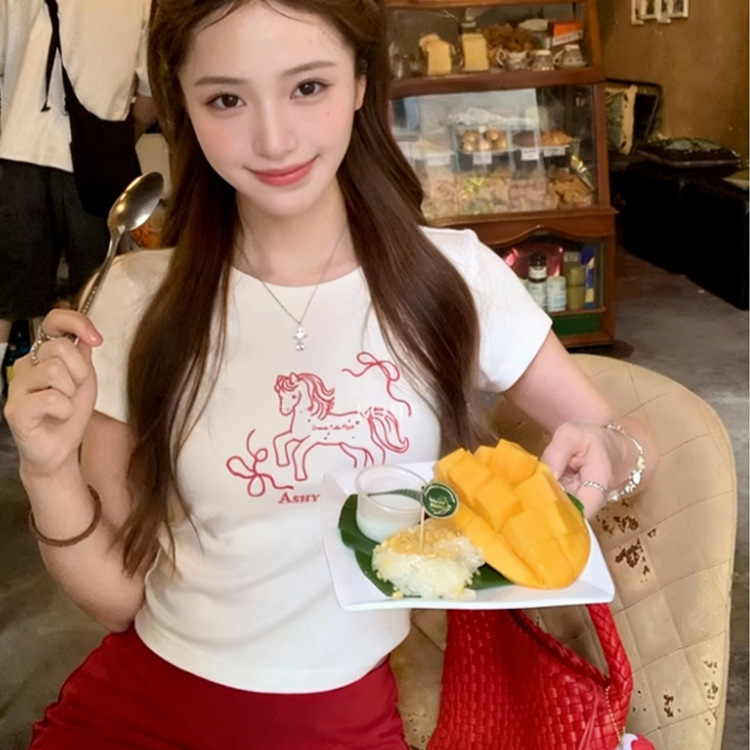 White Round-Neck Short-Sleeved T-Shirt for Women, Summer New Style, Cartoon Pony Print Design, Hot Girl Short Top for Women