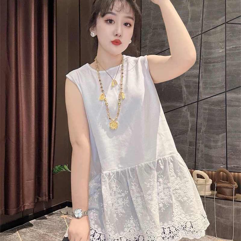 Plus-Size European-Style Lace Patchwork Sleeveless Vest for Women, 2025 Summer New Style, Loose Fit, Slimming, Fashionable, Versatile Top Plus-Size European-Style Lace Patchwork Sleeveless Vest for Women, 2025 Summer New Style, Loose Fit, Slimming, Fashionable, Versatile Top