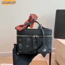 2026新款M家老花满印盒子包包包女2025新款单肩斜挎包手提包化妆