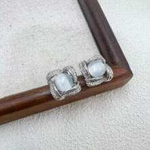 �¿������֯è����Ƕ����Ů�������ʸ߼��ж���