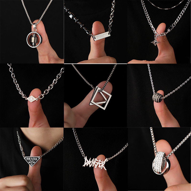 项链男钛钢不掉色嘻哈爆款高级感百搭服装链简约个性复古配饰饰品