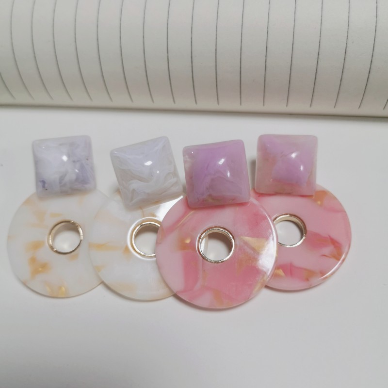 13g Weight No Inlaid Inlay Material Earrings Classification Business, Party, Birthday, Festival Occasion Geometric Pattern Women'S Gender Fashion Style White, Pink, Purple, Yellow Color Clashing Color Geometric Circle Resin Earrings Wholesale Nihaojewelry 9
