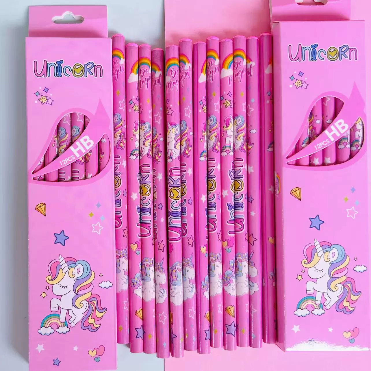 Карандаши Sanrio 12 шт в盒ке Kuromi cinnamon dog деревянные карандаши для школьников, художественные карандаши, пишущие ручки HB